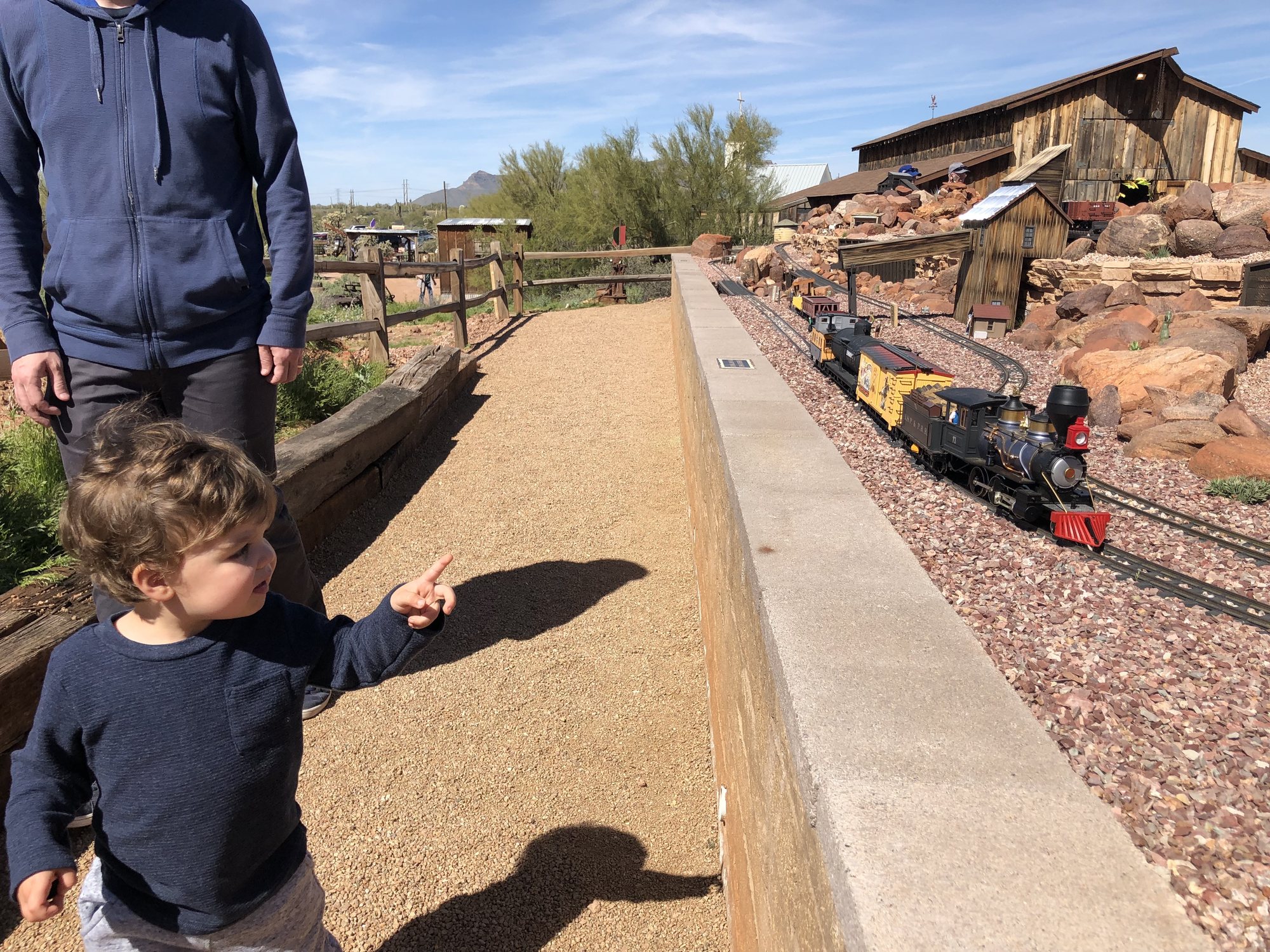 Visiting the Superstition Mountains Museum.
