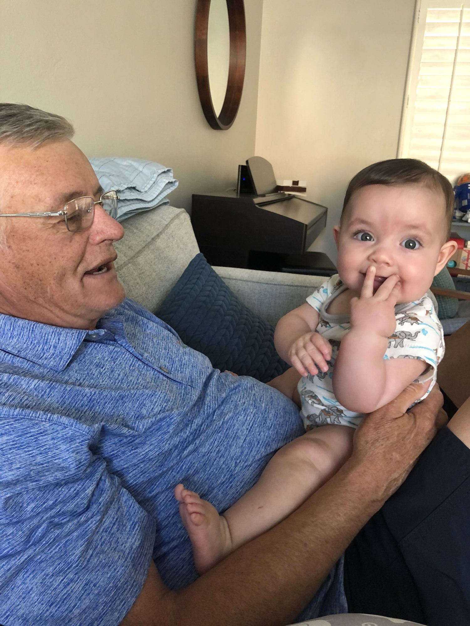 Pawpaw belly time!