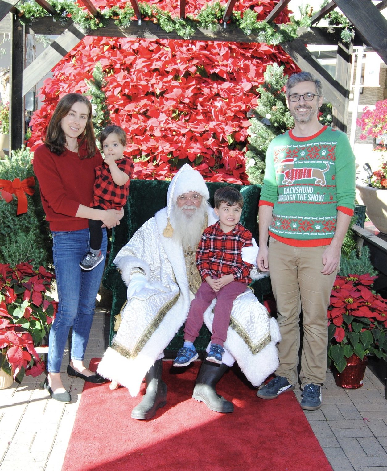 Merry Christmas! We didn't expect to be able to be so close to Santa this year! I hope he stayed healthy!